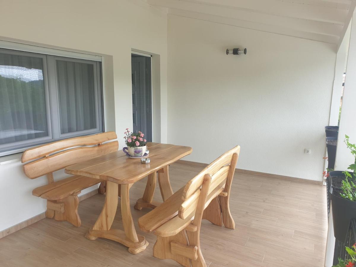 Apartmani Kruna Vrdnik Bagian luar foto